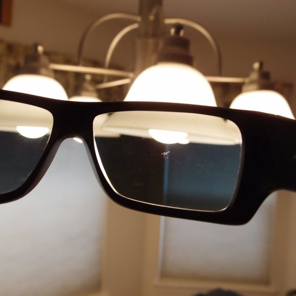 ARNETTE  \